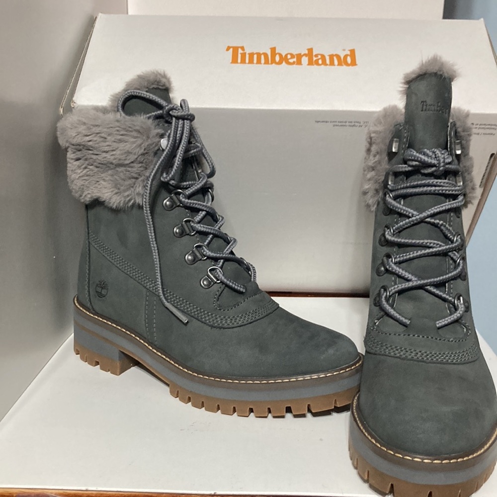 NIB Timberland Boot - Picture 3 of 6